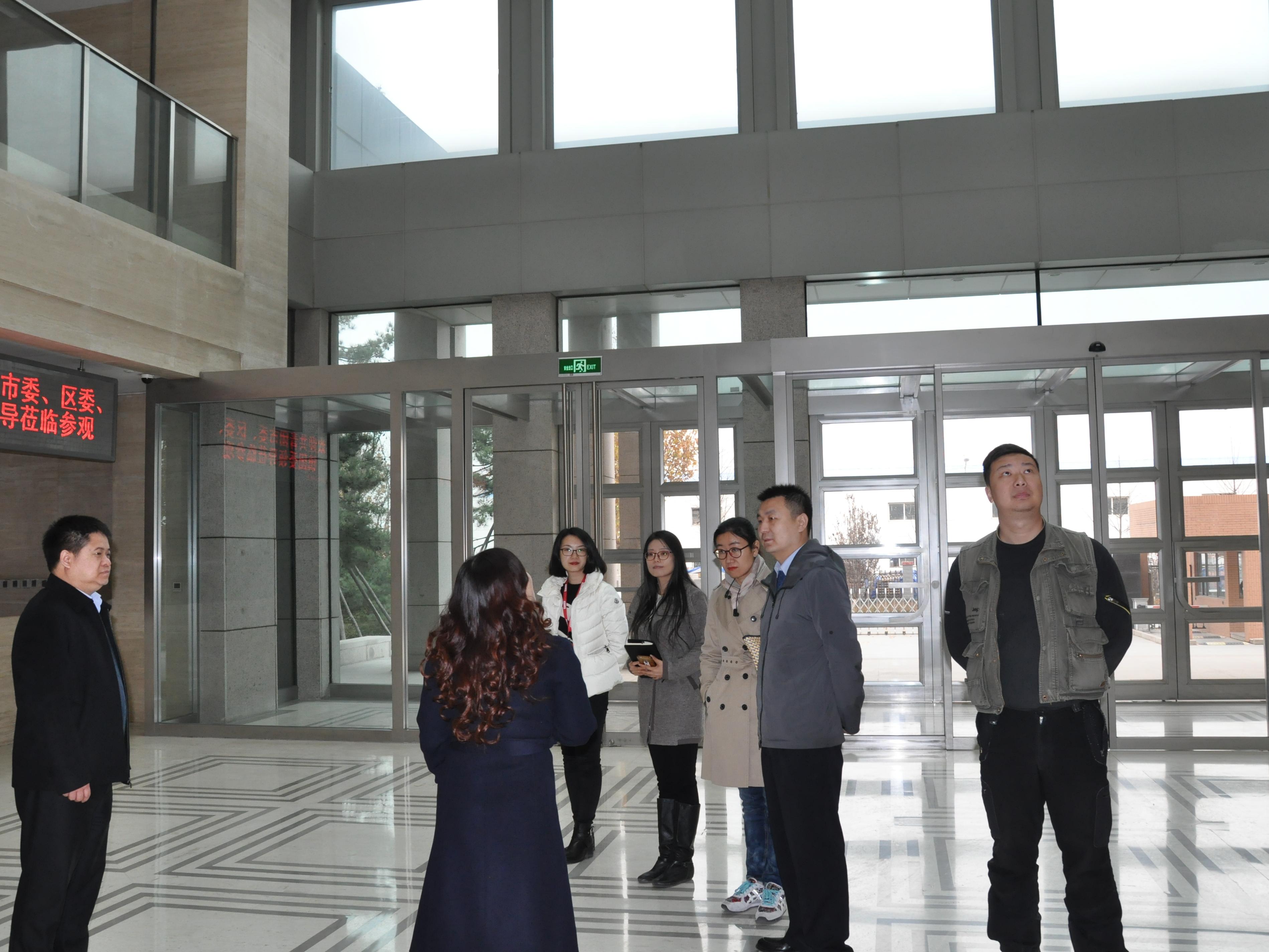 共青團(tuán)北京市委、瀛海鎮(zhèn)黨委、瀛海鎮(zhèn)團(tuán)委一行到訪美巢集團(tuán)